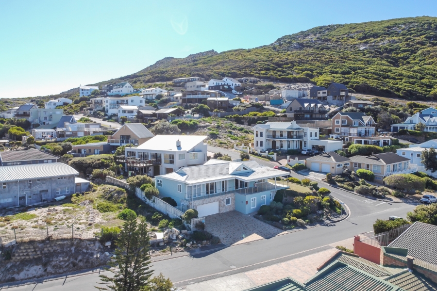 3 Bedroom Property for Sale in Glen Marine Western Cape